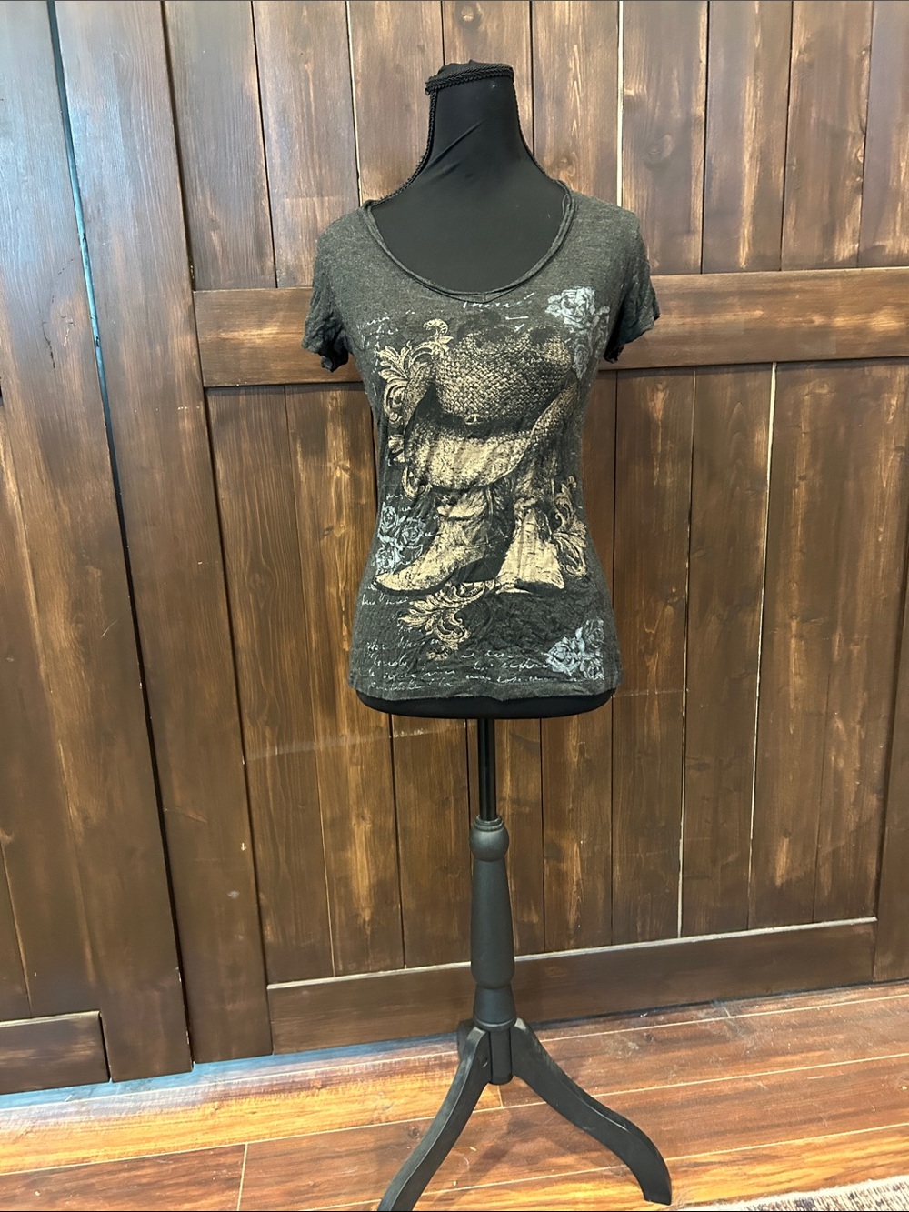Black Short-Sleeve Graphic Scoop Neck Tee